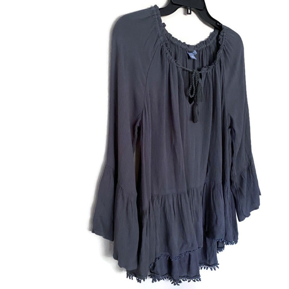Aerie Flowy Peasant Blouse Bell Sleeves Gray Size Small - Picture 3 of 10